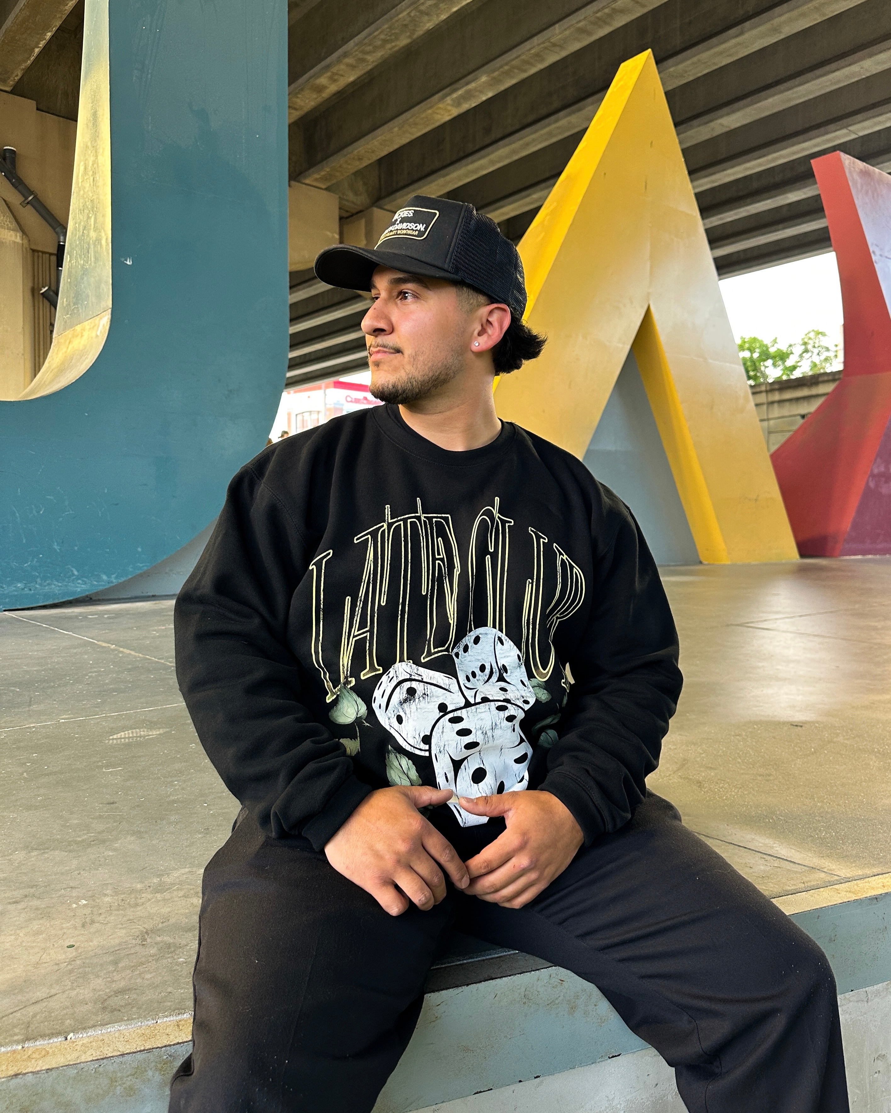 Black Dice Crewneck – Late Club